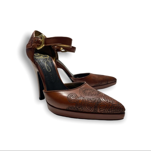 Prada Heels - Picture 5 of 9